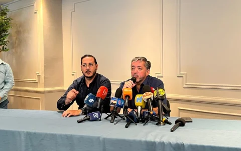 Los abogados Ramiro García y David Norero dieron una prensa en Guayaquil sobre la situación del alcalde de Guayaquil en la cárcel del Encuentro.