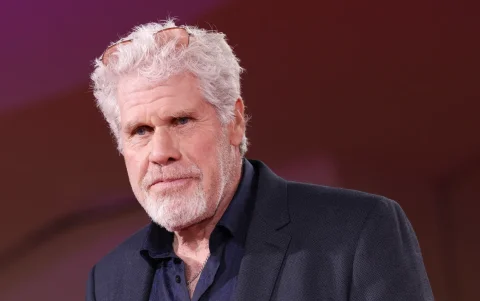 Perlman tiene 76 años