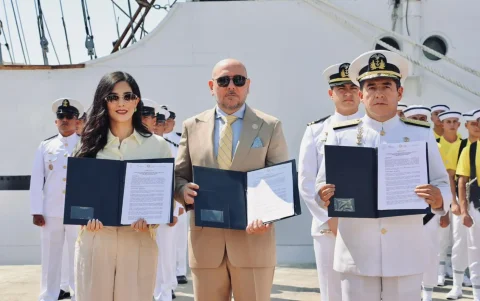 Armada ejecuta crucero internacional con 45 guardiamarinas en EE. UU. para fortalecer capacidades