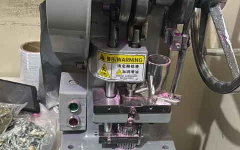 Operativo policial en Guayaquil detecta laboratorio de Tiguerones; intervención para cortar red de narcotráfico.
