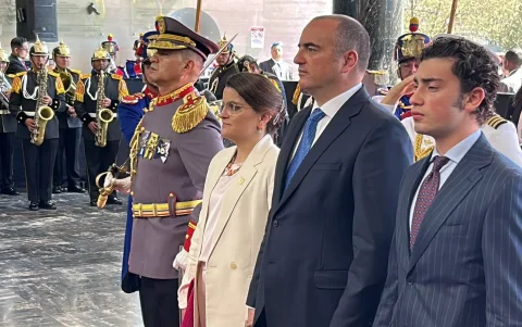 María José Pinto llegó a la Asamblea Nacional minutos antes del arribo del presidente Daniel Noboa para el Informe a la Nación de este 24 de mayo.