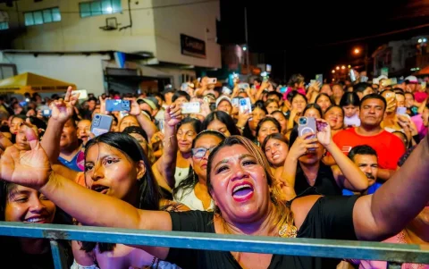 Miles de personas disfrutaron de los shows musicales que se efectuaron en los días de feriado en la provincia de Santa Elena