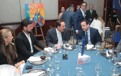 Jaime Nebot planteó medidas para recuperar la autoestima y el desarrollo de Guayaquil.
