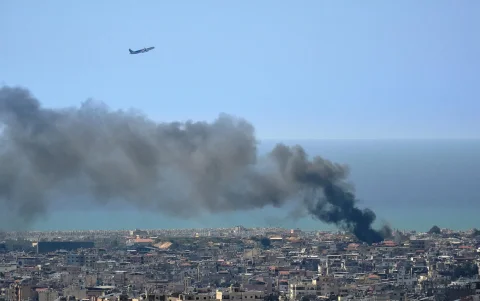 El conflicto entre Estados Unidos e Irán se prolongó por más de 100 días, con distintos episodios de tensión y enfrentamientos en varios frentes.