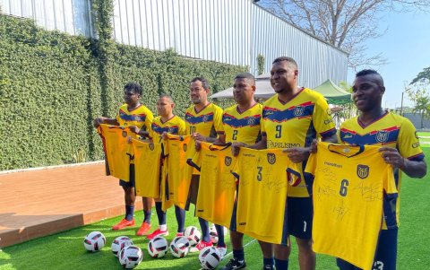 Exjugadores de Ecuador, Como Osbaldo Lastra, Jefferson Montero, Jaime Kaviedes, Jorge Guagua, Máxino Banguera, y Miller Bolaños jugaron en Babahoyo.