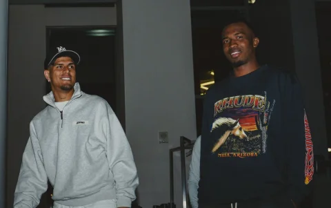 Piero Hincapié y Willian Pacho cuando llegaron a Columbus, Ohio, en la antesala del Mundial 2026.
