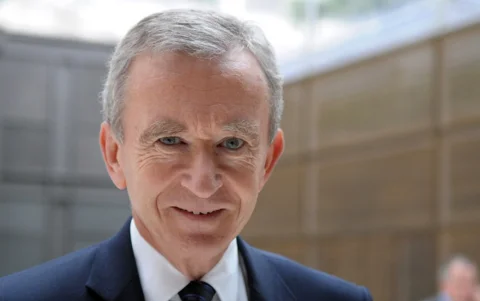 Bernard Arnault, líder de LVMH, referente mundial del sector del lujo.