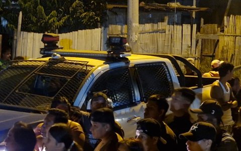 Los habitantes del sector barrial en donde ocurrió el ataque se mostraron consternados por el hecho