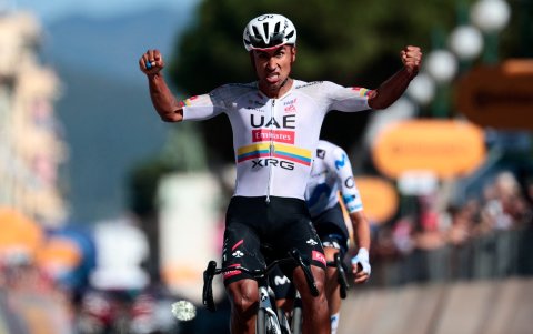 Narváez superó la marca de 4 etapas ganadas por Carapaz en un Giro., al sumar 5: 3 en 2026, 1 en 2020 y 1 en 2024.