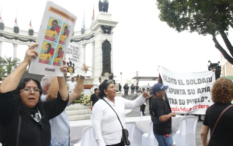 Caso. Los Cuatro NIños de las Malvinas ha conmovido a el Ecuador.