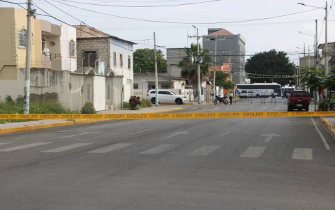 Las calles cercanas al edificio judicial fueron cerradas por seguridad durante la comparecencia telemática de Aquiles Álvarez.