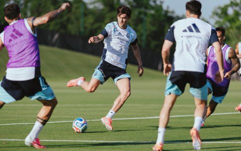 Balerdi dejó la concentración de la selección de Argentina.