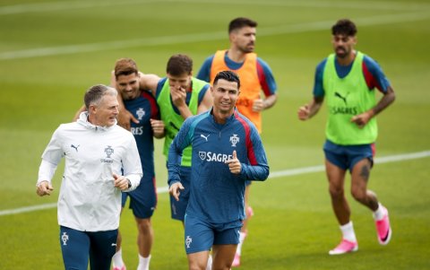 Cristiano Ronaldo entrena junto a sus compañeros en la Ciudad del Fútbol