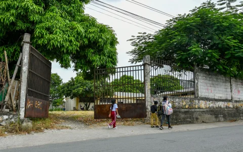 Así es el ambiente en el campus de la Universidad de Guayaquil, del lado de la ciudadela Martha de Roldós.