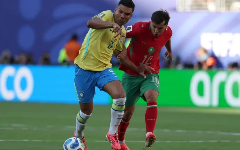 Casemiro se vio superado en el medio campo ante Marruecos.