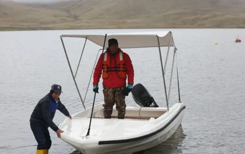Inspección. Se evalúan los avances de la obra y el nivel del caudal, para enfrentar la posible sequía por El Niño.