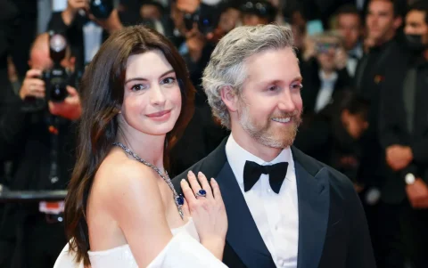 Anne Hathaway junto su esposo Adam Shulman y en el Festival de Cannes de 2019