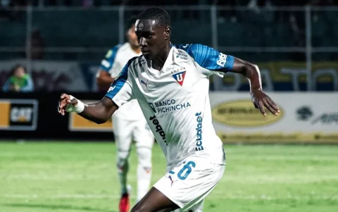 Josué Quiñónez, juvenil de Liga de Quito, que se sumará a la filial del FC Barcelona.