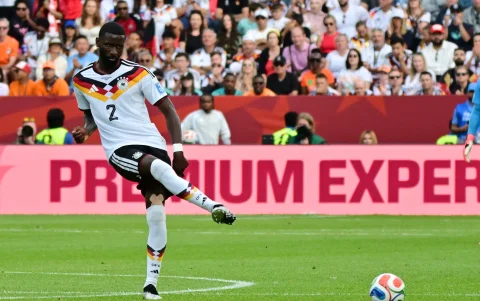 Antonio Rudiger, defensa alemán.