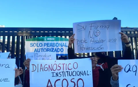 Trabajadores del HCAM exigen transparencia sobre la salida de estudiantes de la Central y la PUCE.