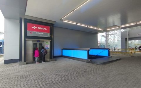 La estación Quitumbe del Metro de Quito, donde se desplomó el adulto mayor.