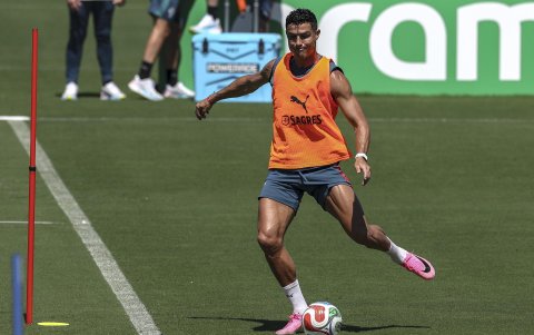 Mundial 2026: Cristiano Ronaldo, durante un entrenamiento de fase de grupos con Portugal.