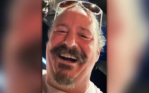 Paul Kueker, un hombre de 51 años de Connecticut, murió tras caer durante un concierto de Goose en el Madison Square Garden de Nueva York.