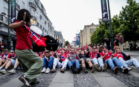 En Oslo, hinchas noruegos se reunieron para ver el juego de Noruega.