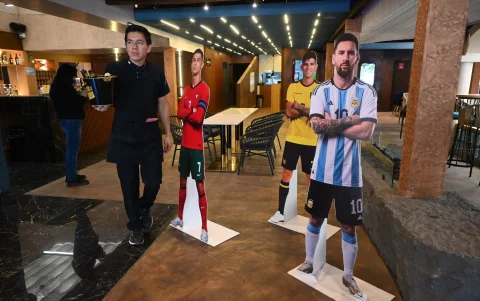 En Rey Viche colocaron figuras de cartón tamaño real de jugadores como Cristiano Ronaldo.