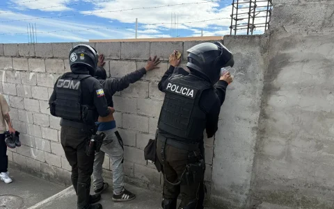 Operativo Apolo 29 en Calderón y La Delicia dejó detenidos, armas, drogas y vehículos recuperados en el norte de Quito.