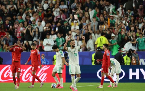 Mundial 2026: Argelia define su pase a 16avos de final del torneo.