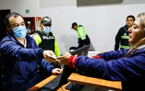 Dieciocho ecuatorianos retornaron desde Venezuela en un vuelo asistido por el Gobierno.