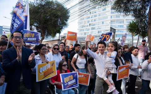 Wilson Merino encabezó un acto político en Quito, donde presentó a los candidatos de Imparables para la Alcaldía, la Prefectura y las concejalías.