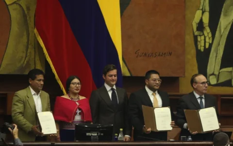 Este 7 de julio de 2027, la Asamblea posesionó a tres consejeros suplentes del CPCCS.