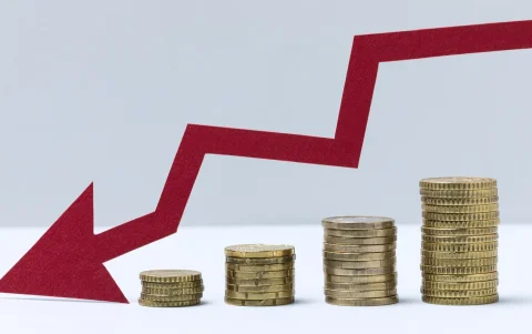 El FMI proyecta que el déficit fiscal de Ecuador cerrará en alrededor de $2.600 millones.