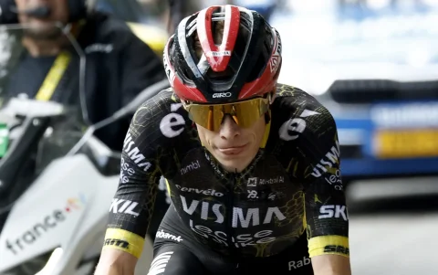 El ciclista danés Jonas Vingegaard, del Team Visma | Lease a Bike, durante la sexta etapa del Tour de Francia.