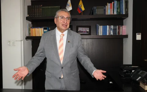 José Cabrera asumió la presidencia del CNE tras la salida de Diana Atamaint.