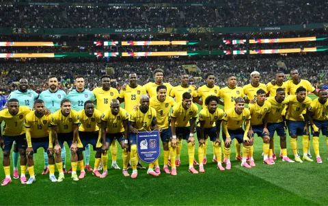 Ecuador se despidió del Mundial 2026 en 16avos: el DT Sebastián Beccacece no estuvo a la altura de la competición.