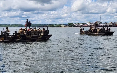 Ecuador y EE. UU. realizaron patrullajes en Esmeraldas esta semana para frenar rutas del narcotráfico.