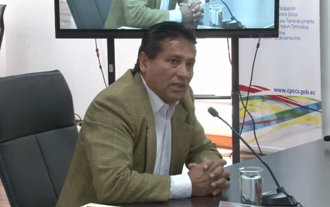 Johnny Escobar se integró al Pleno del CPCCS tras la renuncia de Roberto Gilbert.