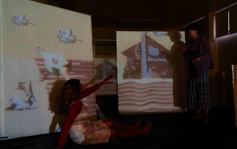 Como parte de esa renovación, la escenografía incorporará tres superficies de proyección diseñadas por Paulina Romero.