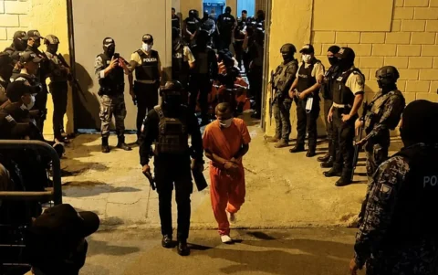 Expertos plantean retirar gradualmente a militares activos de prisiones y fortalecer al SNAI.