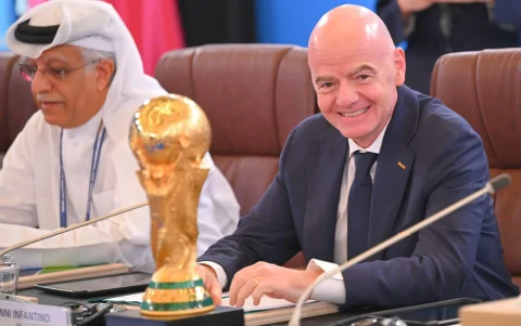 Gianni Infantino, presidente de FIFA, la entidad que organiza la Copa Mundial de Fútbol y reparte premios millonarios.
