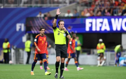 Raphael Claus también estuvo en el partido entre Arabia Saudita y España.