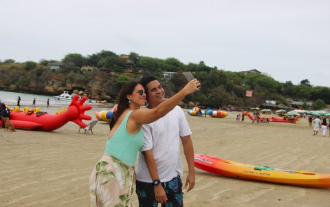 El crecimiento de turistas en el balneario de Ayangue en la temporada de verano es muy importante