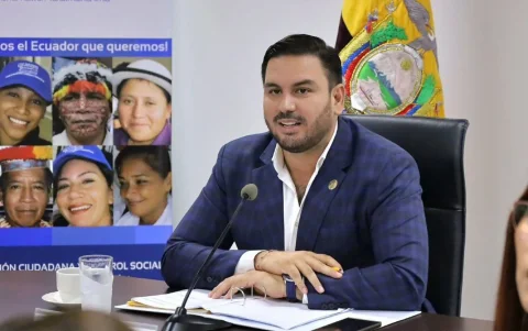 Andrés Fantoni, presidente del Consejo de Participación Ciudadana, sostiene que el concurso avanza según el reglamento y con transparencia.