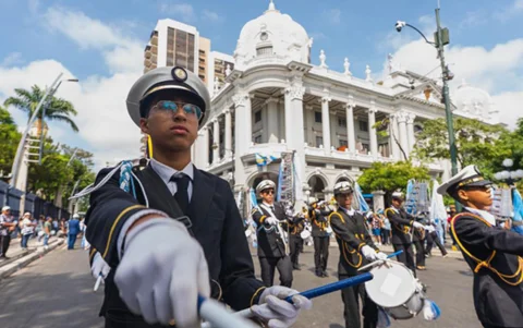 Los cierres en la avenida 9 de Octubre permitirán el desarrollo de las actividades programadas por las fiestas.