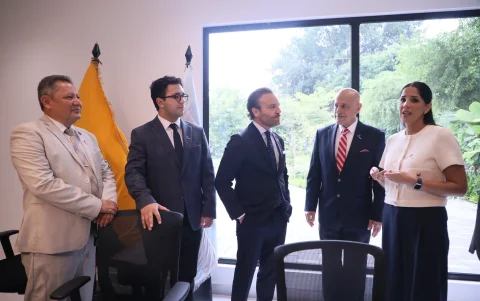 Comisión de Salud aprobó el informe para segundo debate del proyecto sobre reproducción humana asistida.