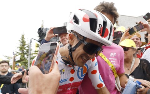 Richard Carapaz es el Rey de la Montaña del Tour de Francia 2026.