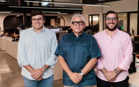 Segunda generación. David Concha Becerra, fundador de Minutocorp, l idera la empresa junto a sus hijos David y Carlos Concha.